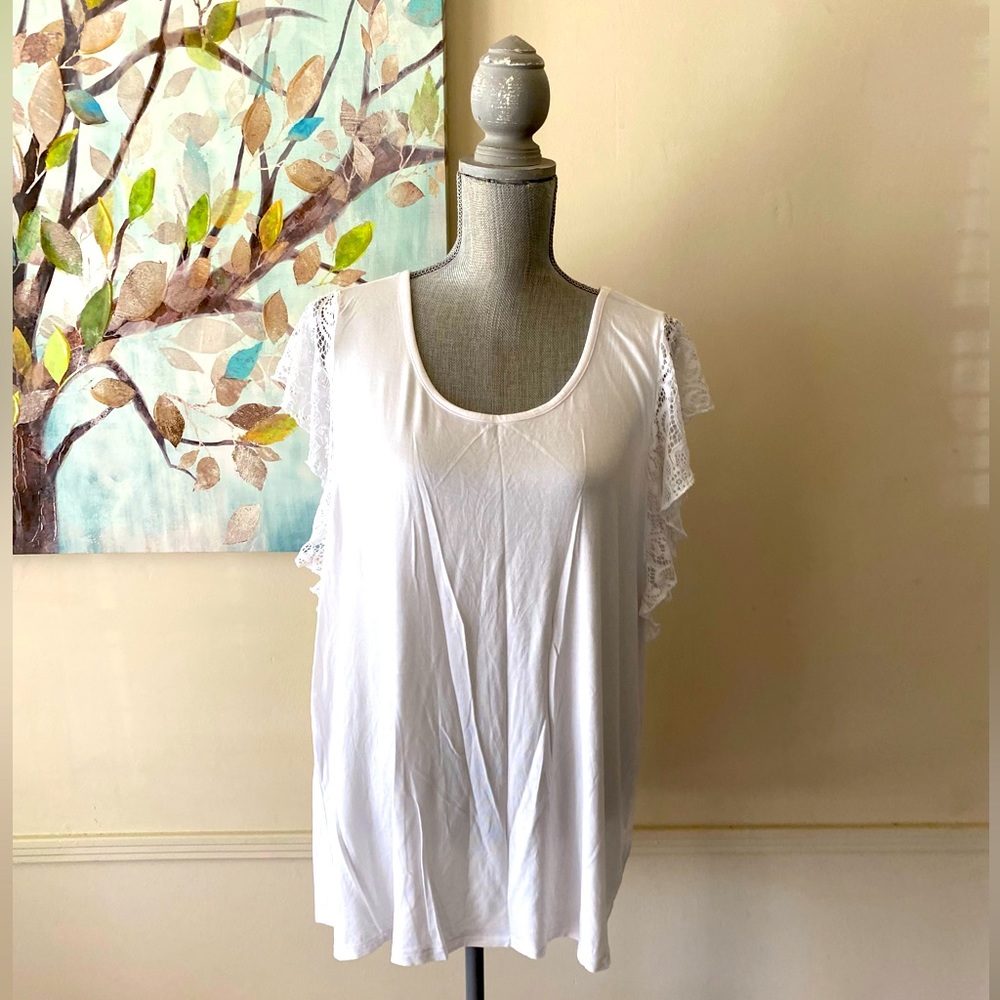 TORRID 🤍WHITE🤍 SUPER SOFT TOP SIZE 2 (2X) 18-20 🌟EUC🌟